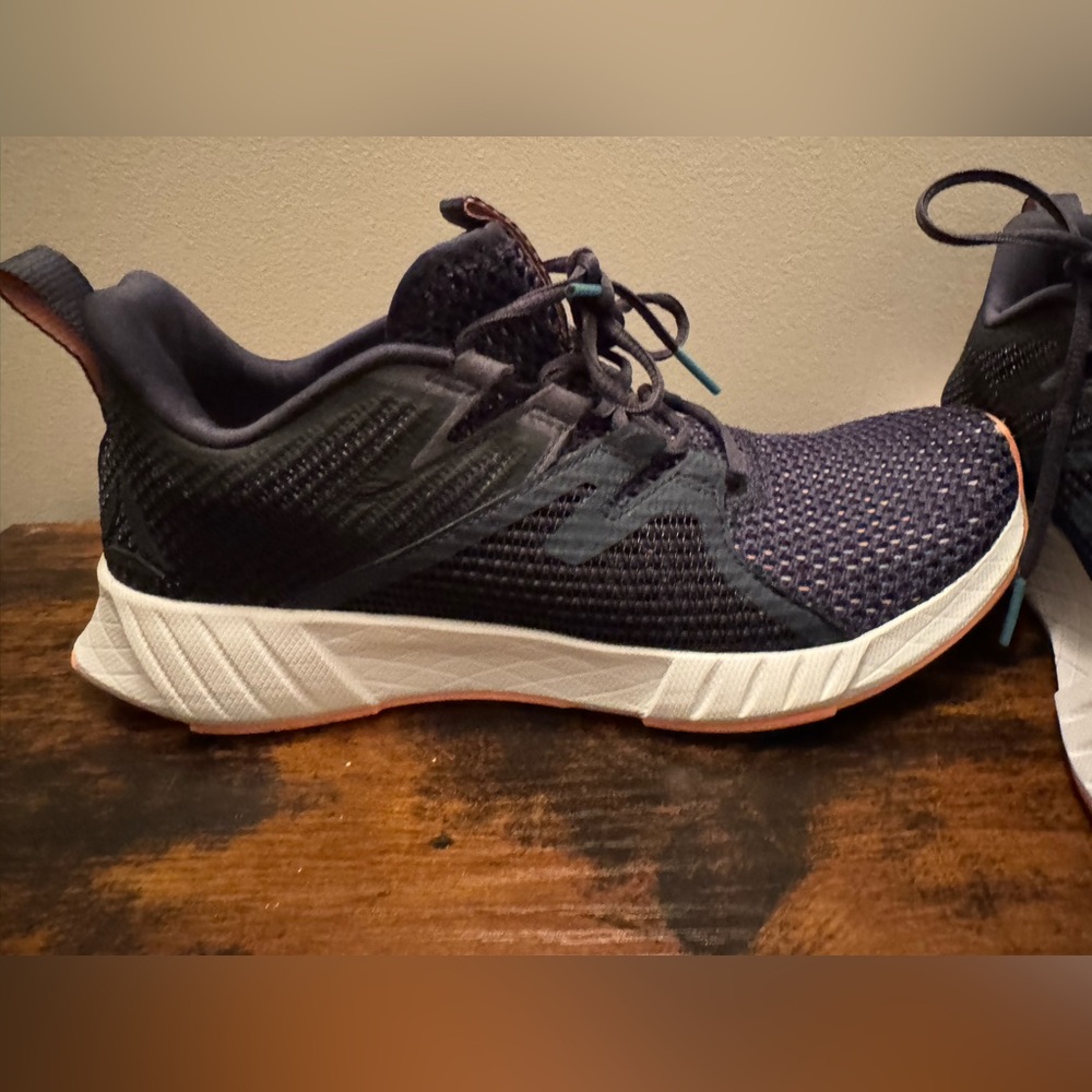 Reebok Women's Fusium Run 2.0 sneakers lightweight size us 9